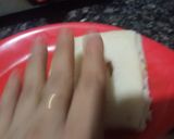 A picture of step 3 of Cream Jam Sandwich.