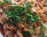 Foto del paso 5 de la receta: Fetuccinni aceituna tomate