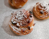Foto del paso 14 de la receta: Rollitos de crema de anacardos con chocolate y pasas