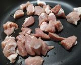 Foto del paso 1 de la receta Paella de secreto ibérico y ajetes
