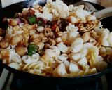A picture of step 3 of Macaroni.