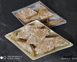 સુખડી (Sukhdi Recipe in Gujarati) રેસીપી સ્ટેપ2ફોટો