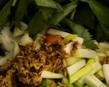 Foto langkah ke 1 dari resep Kaldu Ceker Ayam (Chicken Bone Broth) #MPASI.