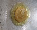 Foto langkah ke 5 dari resep Kue Cucur Gula Merah.