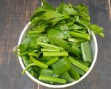 Foto langkah ke 4 dari resep Sapo Tahu Jamur Daun Kelor.