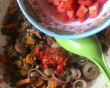 A picture of step 7 of Mince beef and veggies sauce.