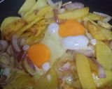 Gambar langkah 3 resipi Kentang Goreng Telur Hancur.