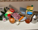 Foto del paso 1 de la receta: Calabacines rellenos de carne picada y verduras MC