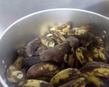Foto langkah ke 1 dari resep Es pisang ijo ala medelin first.