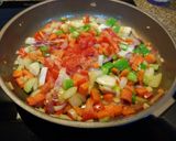 Foto del paso 1 de la receta: Filetes de pavo con verduras salteadas
