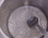 A picture of step 2 of Panna Cotta.