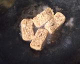 Foto langkah ke 1 dari resep Tempe dan tahu kuah santan.