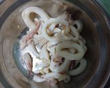 Foto langkah ke 2 dari resep Pasta Cumi Agli e Lio.