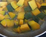 A picture of step 1 of Pumpkin kootu.