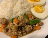 รูปขั้นตอนการทำที่ 4 ของ หมูสับผัดผักใส่พริกขี้หนู