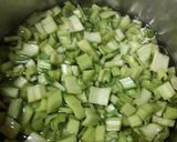 Foto del paso 2 de la receta: Bocadillos de pencas de acelga 🍃