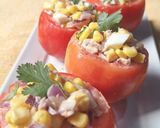 Foto del paso 6 de la receta: Tomate Relleno con Atún y Choclo