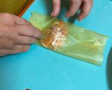 Hình bước làm 8 của món Vietnamese fried spring rolls (nem/chả giò)