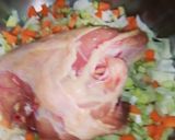 Foto del paso 2 de la receta: Caldo detox de verduras y gallina