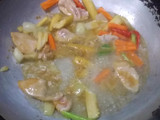 ไก่ผัดยอดข้าวโพด