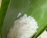 Foto langkah ke 4 dari resep Bacang Ketan Beras Isi Ayam Jamur Telur Asin.