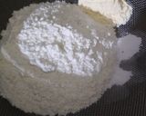 A picture of step 1 of Custard cake.
