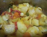Foto del paso 5 de la receta: Patatas guisadas con sepia y gambas
