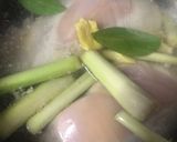 Hình bước làm 1 của món Khô gà lá chanh bằng NCKD
