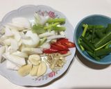 蔥爆洋蔥虱目魚柳條的食譜步驟3照片