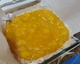 A picture of step 4 of Peach Oatmeal Bars.