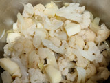 Crema de coliflor y manzana con aceite de trufa
