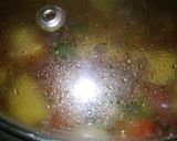 A picture of step 5 of Aloo qeema.