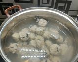 Foto langkah ke 5 dari resep Sop bakso serabut.