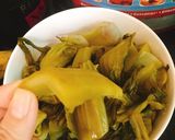 Hình bước làm 3 của món Dồi trường xào cải chua
