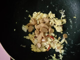 Nasi Goreng Sosis Bumbu Iris