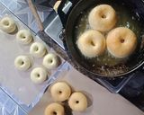 Foto langkah ke 3 dari resep Donat Empuk dan Lembut.