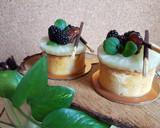 Foto del paso 14 de la receta: Cheesecake Japonés con piña, mora, dátiles y salsa de caramelo!