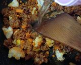 Gambar langkah 3 resipi Pasta Goreng.