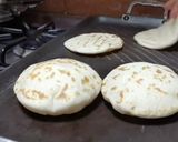 A picture of step 9 of Pirata-Style Flour Gorditas.