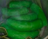 Foto langkah ke 5 dari resep Es Pisang Hijau.
