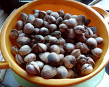 Foto del paso 1 de la receta: Berberechos a la marinera