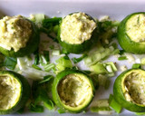 Foto del paso 5 de la receta: Zapallitos rellenos con huevo