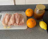 Foto del paso 1 de la receta: Filetes de pechuga en salsa de naranja y miel