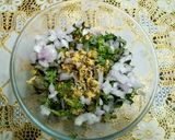 A picture of step 4 of Chana Dal vada.