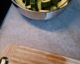 Foto del passaggio 1 della ricetta Frittata di zucchine e ricotta