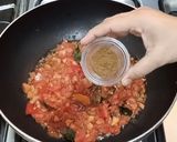 A picture of step 5 of Fried Aloo Baingan.