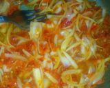 A picture of step 1 of Egg and onion sauce.