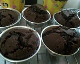 Foto langkah ke 8 dari resep Muffin Coklat enyakk bingittts...