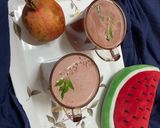 A picture of step 4 of Watermelon 🍉 &pomegranate juice 🥤.