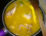 Foto langkah ke 4 dari resep Kare Ayam Kentang.